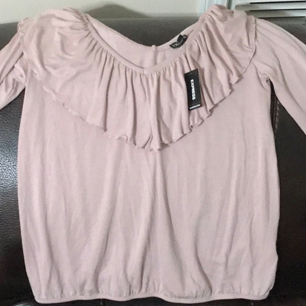 Ruffle top